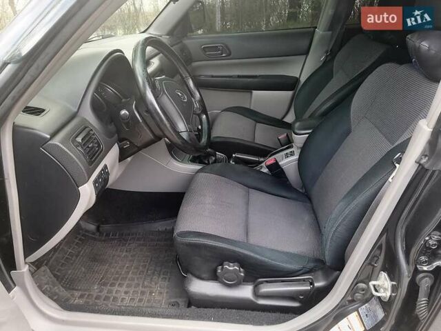 Чорний Субару Forester, об'ємом двигуна 2 л та пробігом 205 тис. км за 6900 $, фото 10 на Automoto.ua