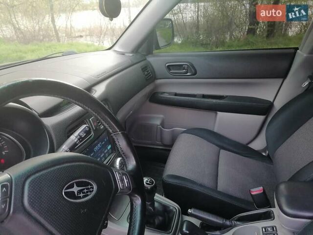 Чорний Субару Forester, об'ємом двигуна 2 л та пробігом 205 тис. км за 6900 $, фото 11 на Automoto.ua