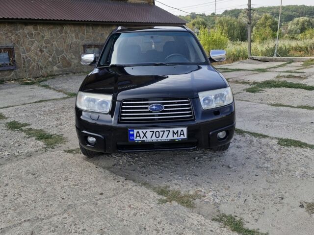 Черный Субару Форестер, объемом двигателя 2 л и пробегом 231 тыс. км за 5850 $, фото 2 на Automoto.ua