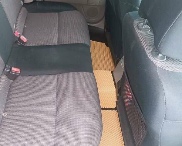 Чорний Субару Forester, об'ємом двигуна 1.99 л та пробігом 280 тис. км за 7500 $, фото 4 на Automoto.ua