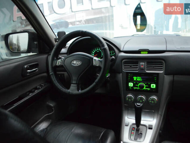Черный Субару Форестер, объемом двигателя 2.5 л и пробегом 292 тыс. км за 7000 $, фото 9 на Automoto.ua