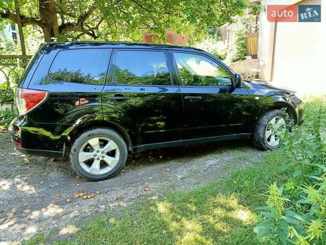 Чорний Субару Forester, об'ємом двигуна 2 л та пробігом 301 тис. км за 6500 $, фото 1 на Automoto.ua