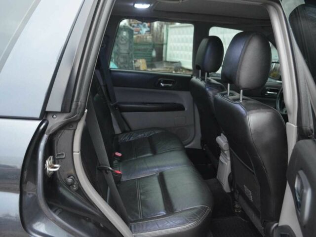Чорний Субару Forester, об'ємом двигуна 2.5 л та пробігом 292 тис. км за 7000 $, фото 21 на Automoto.ua