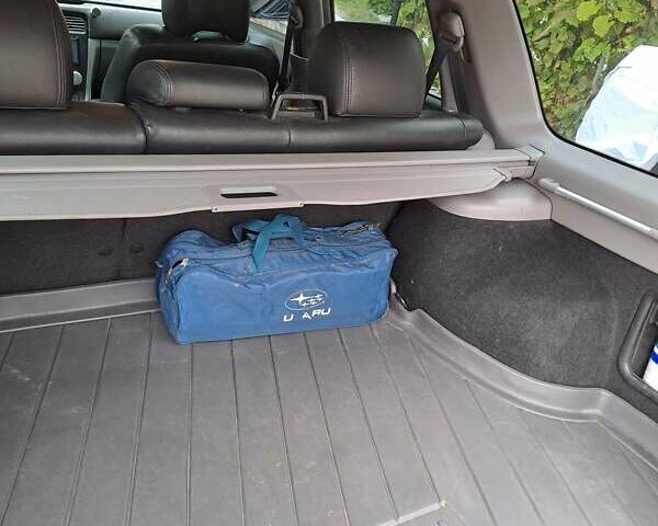 Черный Субару Форестер, объемом двигателя 1.99 л и пробегом 225 тыс. км за 8000 $, фото 15 на Automoto.ua