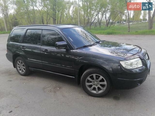 Чорний Субару Forester, об'ємом двигуна 2 л та пробігом 205 тис. км за 6900 $, фото 3 на Automoto.ua