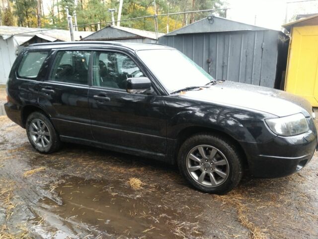 Чорний Субару Forester, об'ємом двигуна 2 л та пробігом 280 тис. км за 4990 $, фото 3 на Automoto.ua