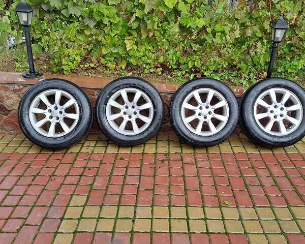 Черный Субару Форестер, объемом двигателя 1.99 л и пробегом 225 тыс. км за 8000 $, фото 23 на Automoto.ua