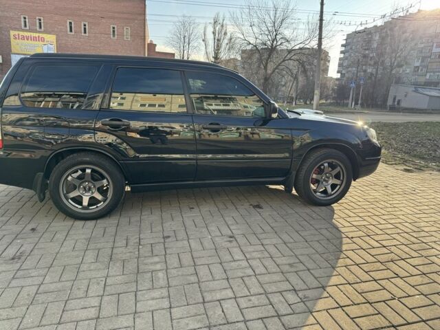 Чорний Субару Forester, об'ємом двигуна 2 л та пробігом 260 тис. км за 6400 $, фото 2 на Automoto.ua