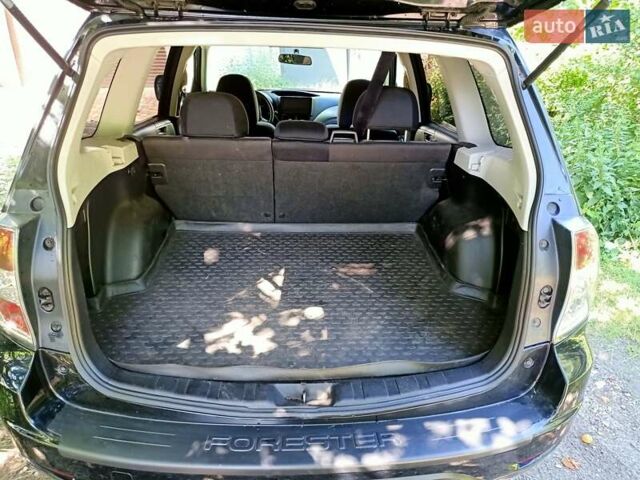 Чорний Субару Forester, об'ємом двигуна 2 л та пробігом 301 тис. км за 6500 $, фото 9 на Automoto.ua