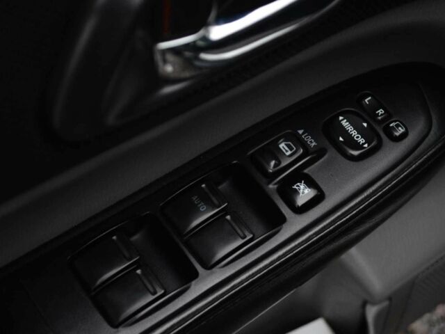 Чорний Субару Forester, об'ємом двигуна 2.5 л та пробігом 292 тис. км за 7000 $, фото 16 на Automoto.ua