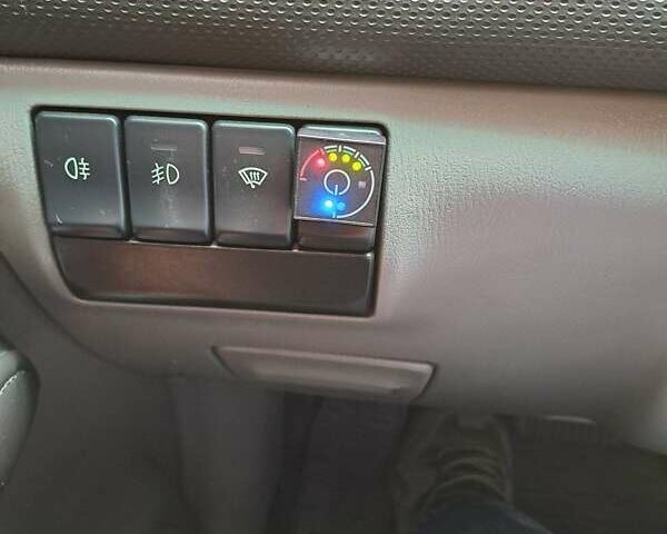 Черный Субару Форестер, объемом двигателя 1.99 л и пробегом 225 тыс. км за 8000 $, фото 11 на Automoto.ua