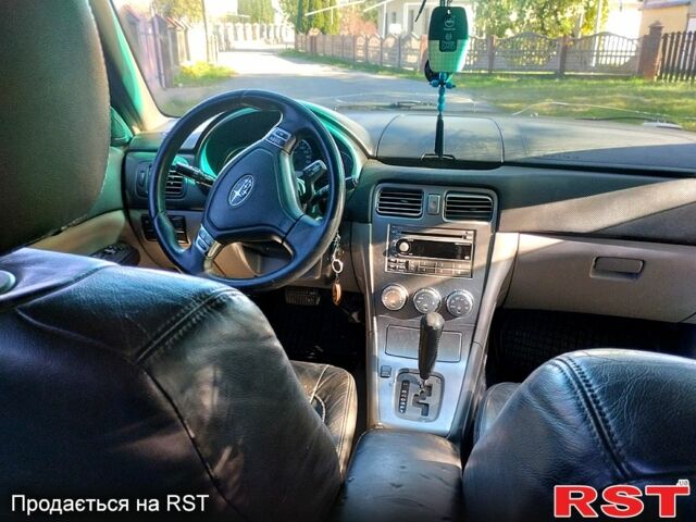 Чорний Субару Forester, об'ємом двигуна 2 л та пробігом 180 тис. км за 5300 $, фото 2 на Automoto.ua