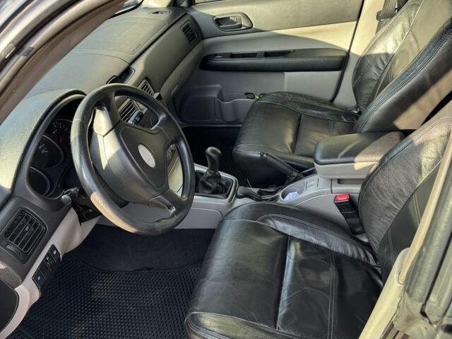 Чорний Субару Forester, об'ємом двигуна 2 л та пробігом 260 тис. км за 6400 $, фото 5 на Automoto.ua