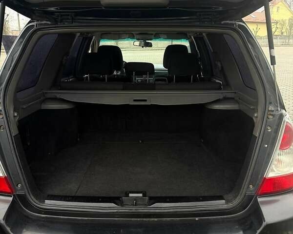 Черный Субару Форестер, объемом двигателя 1.99 л и пробегом 277 тыс. км за 6500 $, фото 9 на Automoto.ua