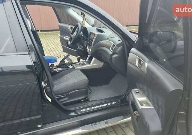 Чорний Субару Forester, об'ємом двигуна 1.99 л та пробігом 172 тис. км за 9999 $, фото 27 на Automoto.ua
