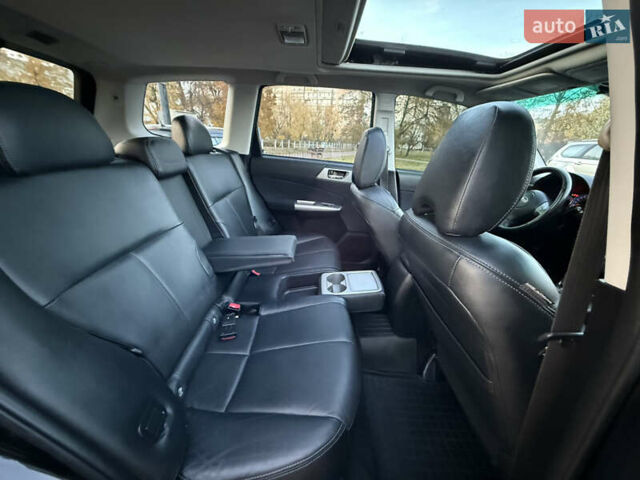 Черный Субару Форестер, объемом двигателя 1.99 л и пробегом 178 тыс. км за 8700 $, фото 40 на Automoto.ua