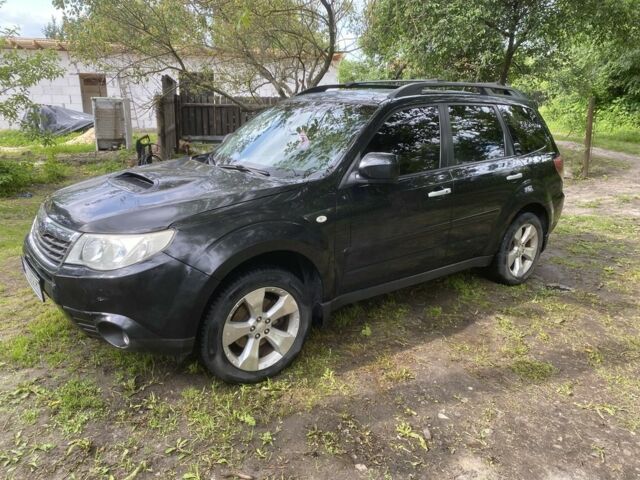 Чорний Субару Forester, об'ємом двигуна 2 л та пробігом 218 тис. км за 9300 $, фото 4 на Automoto.ua