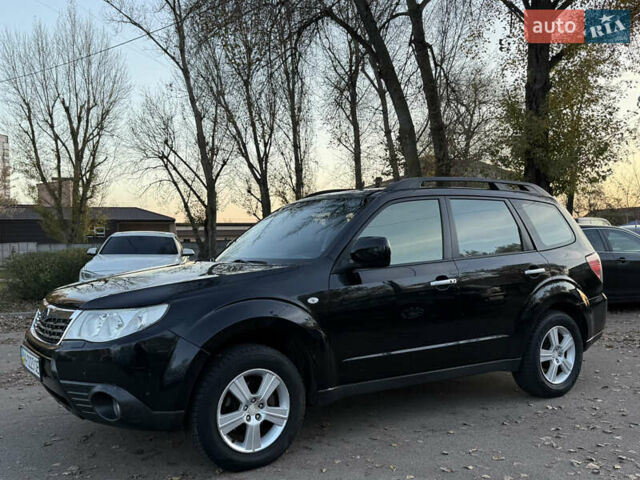 Черный Субару Форестер, объемом двигателя 1.99 л и пробегом 178 тыс. км за 8700 $, фото 1 на Automoto.ua