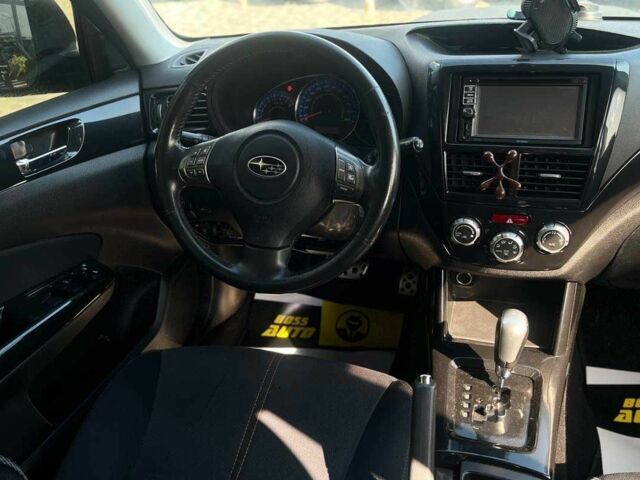 Черный Субару Форестер, объемом двигателя 2.5 л и пробегом 230 тыс. км за 7700 $, фото 17 на Automoto.ua