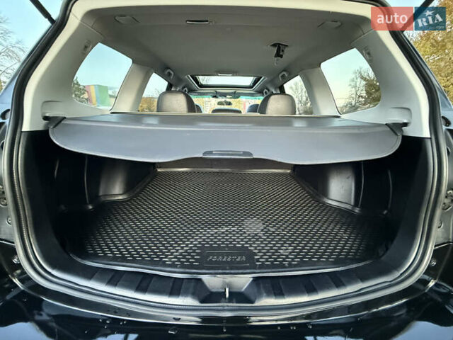 Черный Субару Форестер, объемом двигателя 1.99 л и пробегом 178 тыс. км за 8700 $, фото 62 на Automoto.ua