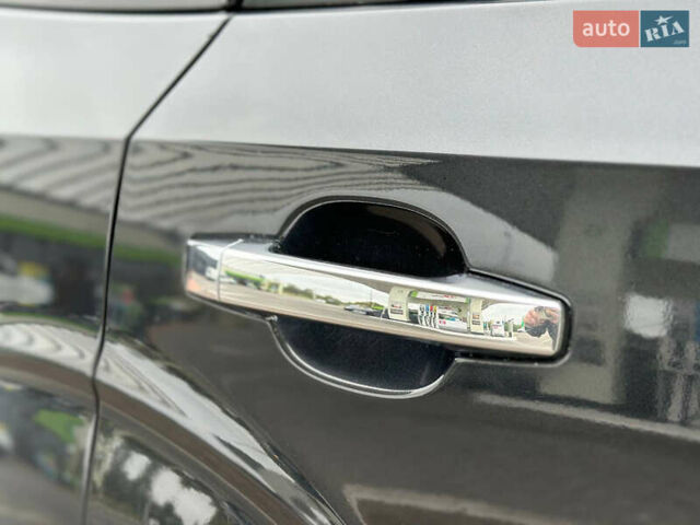 Чорний Субару Forester, об'ємом двигуна 2.5 л та пробігом 271 тис. км за 6950 $, фото 29 на Automoto.ua