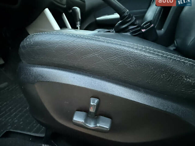 Черный Субару Форестер, объемом двигателя 1.99 л и пробегом 178 тыс. км за 8700 $, фото 45 на Automoto.ua