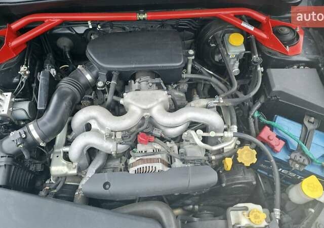 Чорний Субару Forester, об'ємом двигуна 1.99 л та пробігом 172 тис. км за 9999 $, фото 2 на Automoto.ua