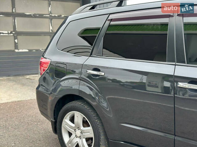 Чорний Субару Forester, об'ємом двигуна 2.5 л та пробігом 271 тис. км за 6950 $, фото 28 на Automoto.ua