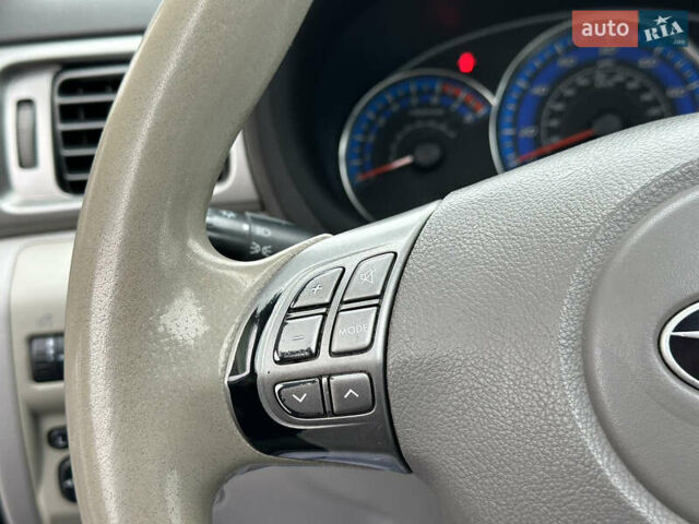 Черный Субару Форестер, объемом двигателя 2.5 л и пробегом 271 тыс. км за 7450 $, фото 49 на Automoto.ua