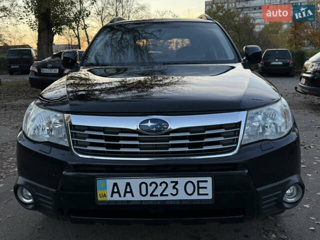 Черный Субару Форестер, объемом двигателя 1.99 л и пробегом 178 тыс. км за 8700 $, фото 11 на Automoto.ua
