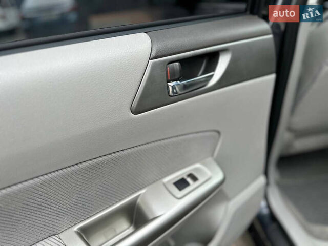 Чорний Субару Forester, об'ємом двигуна 2.5 л та пробігом 271 тис. км за 6950 $, фото 67 на Automoto.ua
