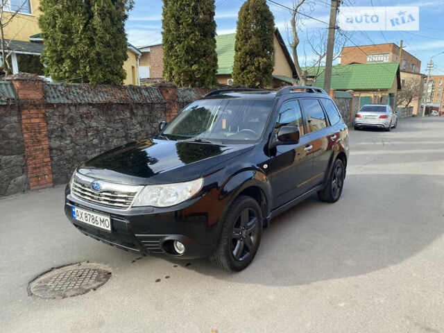 Чорний Субару Forester, об'ємом двигуна 2.46 л та пробігом 280 тис. км за 8400 $, фото 2 на Automoto.ua