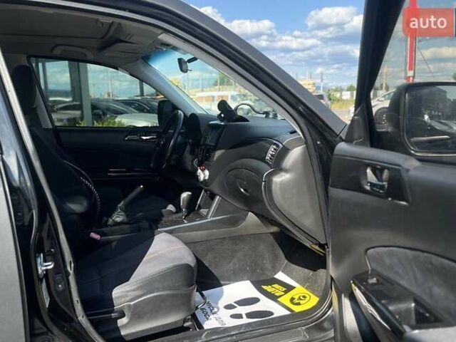 Чорний Субару Forester, об'ємом двигуна 2.46 л та пробігом 230 тис. км за 7990 $, фото 24 на Automoto.ua