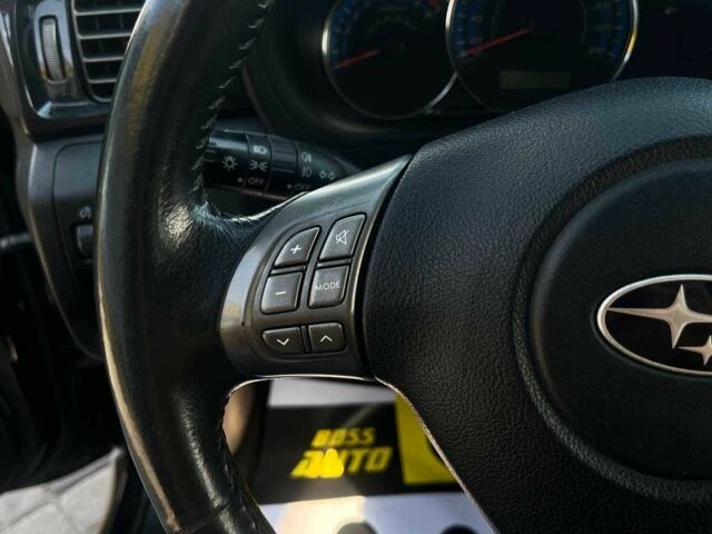 Черный Субару Форестер, объемом двигателя 2.5 л и пробегом 230 тыс. км за 7700 $, фото 13 на Automoto.ua