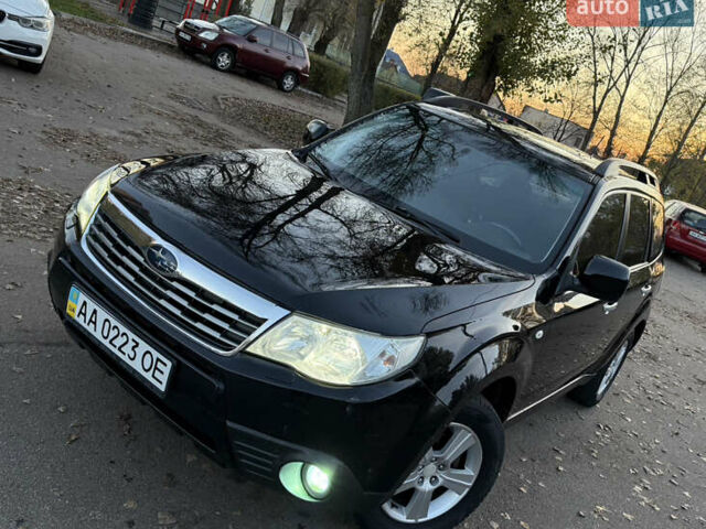 Черный Субару Форестер, объемом двигателя 1.99 л и пробегом 178 тыс. км за 8700 $, фото 16 на Automoto.ua