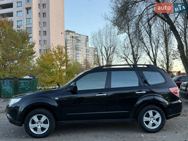Черный Субару Форестер, объемом двигателя 1.99 л и пробегом 178 тыс. км за 8700 $, фото 2 на Automoto.ua