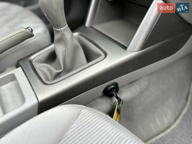 Черный Субару Форестер, объемом двигателя 2.5 л и пробегом 271 тыс. км за 7450 $, фото 75 на Automoto.ua