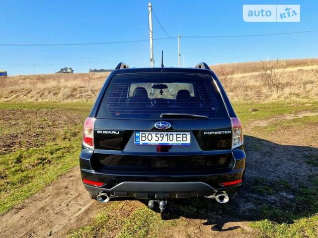 Чорний Субару Forester, об'ємом двигуна 2.46 л та пробігом 211 тис. км за 10500 $, фото 11 на Automoto.ua