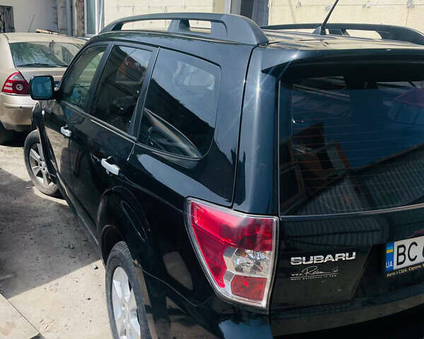 Чорний Субару Forester, об'ємом двигуна 2 л та пробігом 220 тис. км за 2700 $, фото 1 на Automoto.ua