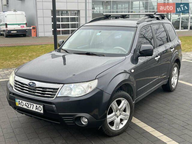 Чорний Субару Forester, об'ємом двигуна 2.5 л та пробігом 185 тис. км за 7850 $, фото 1 на Automoto.ua