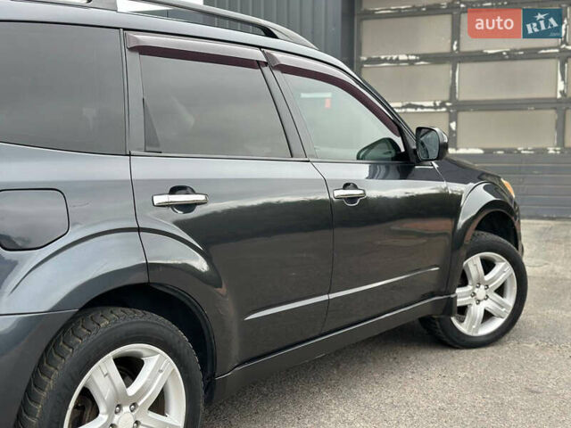 Чорний Субару Forester, об'ємом двигуна 2.5 л та пробігом 271 тис. км за 6950 $, фото 42 на Automoto.ua