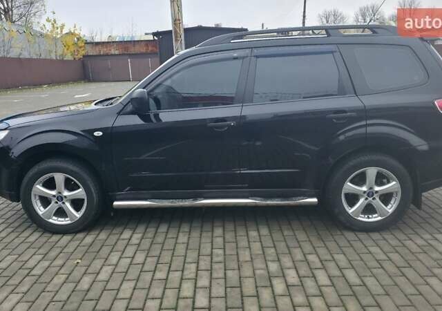 Чорний Субару Forester, об'ємом двигуна 1.99 л та пробігом 172 тис. км за 9999 $, фото 22 на Automoto.ua