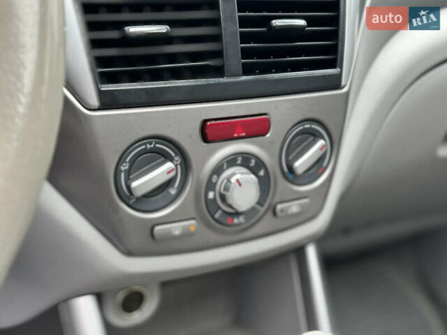 Черный Субару Форестер, объемом двигателя 2.5 л и пробегом 271 тыс. км за 7450 $, фото 53 на Automoto.ua