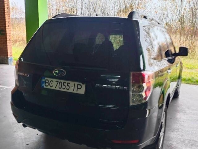 Чорний Субару Forester, об'ємом двигуна 2 л та пробігом 220 тис. км за 7900 $, фото 3 на Automoto.ua