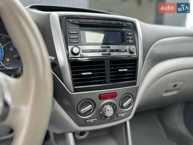 Чорний Субару Forester, об'ємом двигуна 2.5 л та пробігом 271 тис. км за 6950 $, фото 60 на Automoto.ua