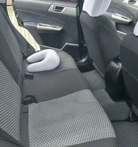 Чорний Субару Forester, об'ємом двигуна 1.99 л та пробігом 172 тис. км за 9999 $, фото 14 на Automoto.ua