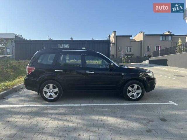 Чорний Субару Forester, об'ємом двигуна 2.46 л та пробігом 297 тис. км за 7700 $, фото 1 на Automoto.ua