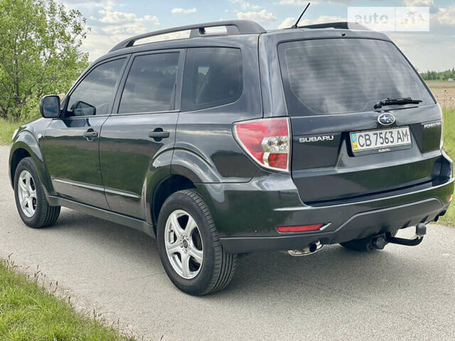 Чорний Субару Forester, об'ємом двигуна 1.99 л та пробігом 227 тис. км за 8700 $, фото 12 на Automoto.ua