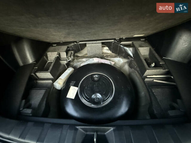 Черный Субару Форестер, объемом двигателя 1.99 л и пробегом 178 тыс. км за 8700 $, фото 65 на Automoto.ua