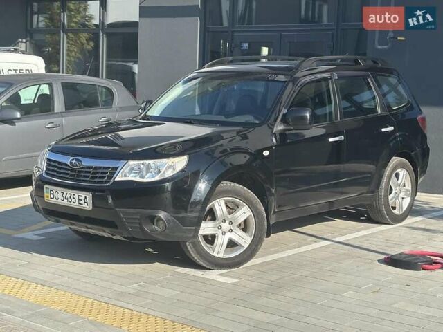 Чорний Субару Forester, об'ємом двигуна 2.46 л та пробігом 297 тис. км за 9300 $, фото 1 на Automoto.ua
